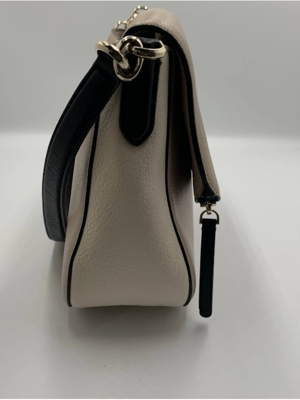 kate spade Devin Pebbled Leather Shoulder Bag in Tan/Cream with Black Trim - Picture 4 of 12